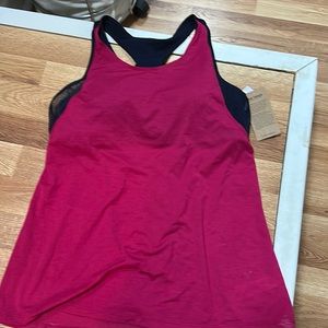 Athleta tank with built in support